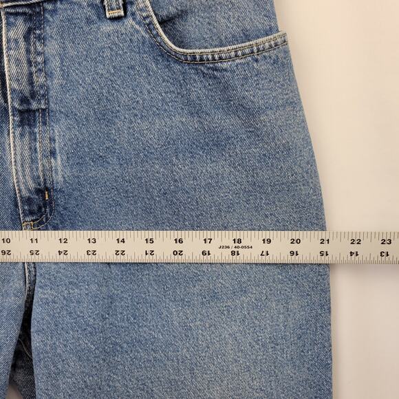 Land's End Vintage Relaxed Fit Tapered Leg Jeans Light Wash Size 12 - Picture 8 of 13